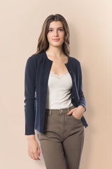 Cardigan girocollo in cashmere sostenibile