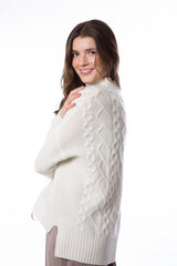 Sustainable Cashmere Loose Fit Cable Sweater - White - Dongli Cashmere