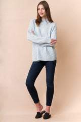 Maglione a collo alto oversize con motivo a trecce